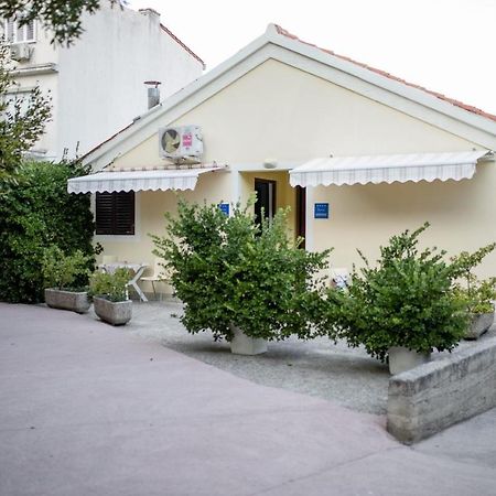 Apartments Vladimir 2835 라브 외부 사진