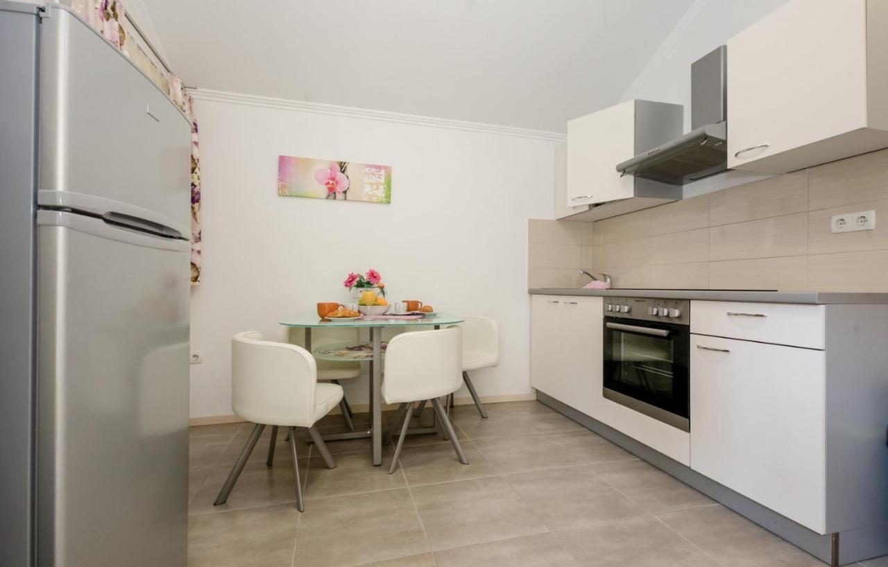 Apartments Vladimir 2835 라브 외부 사진